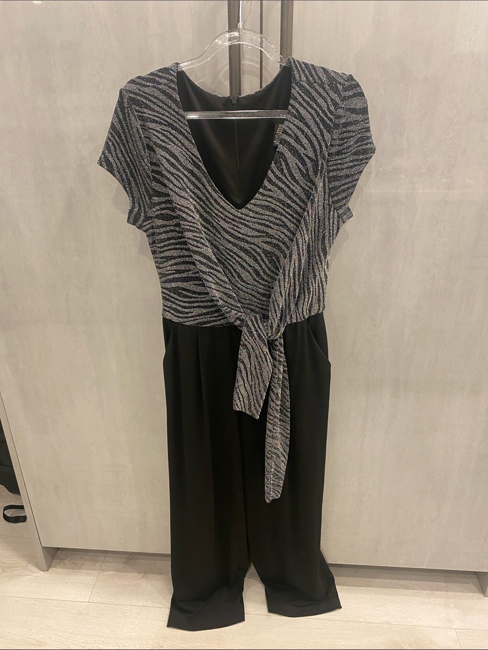 Karen Kane Black Jumpsuit with Silver Zebra-Print Wrap Top size XS